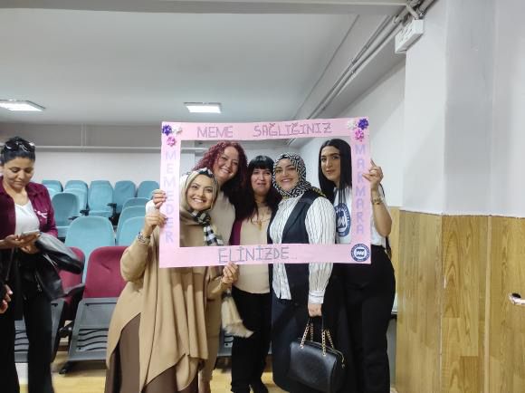 Meme Sağlığı Eğitimi ve Kendi Kendine Meme Muayenesi